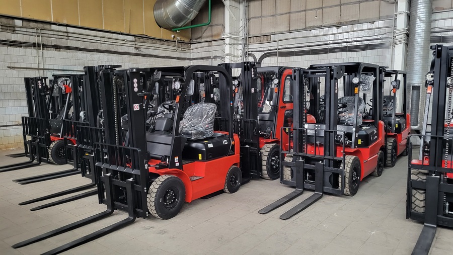 Тест-драйв складской техники на нашем складе в Ногинске