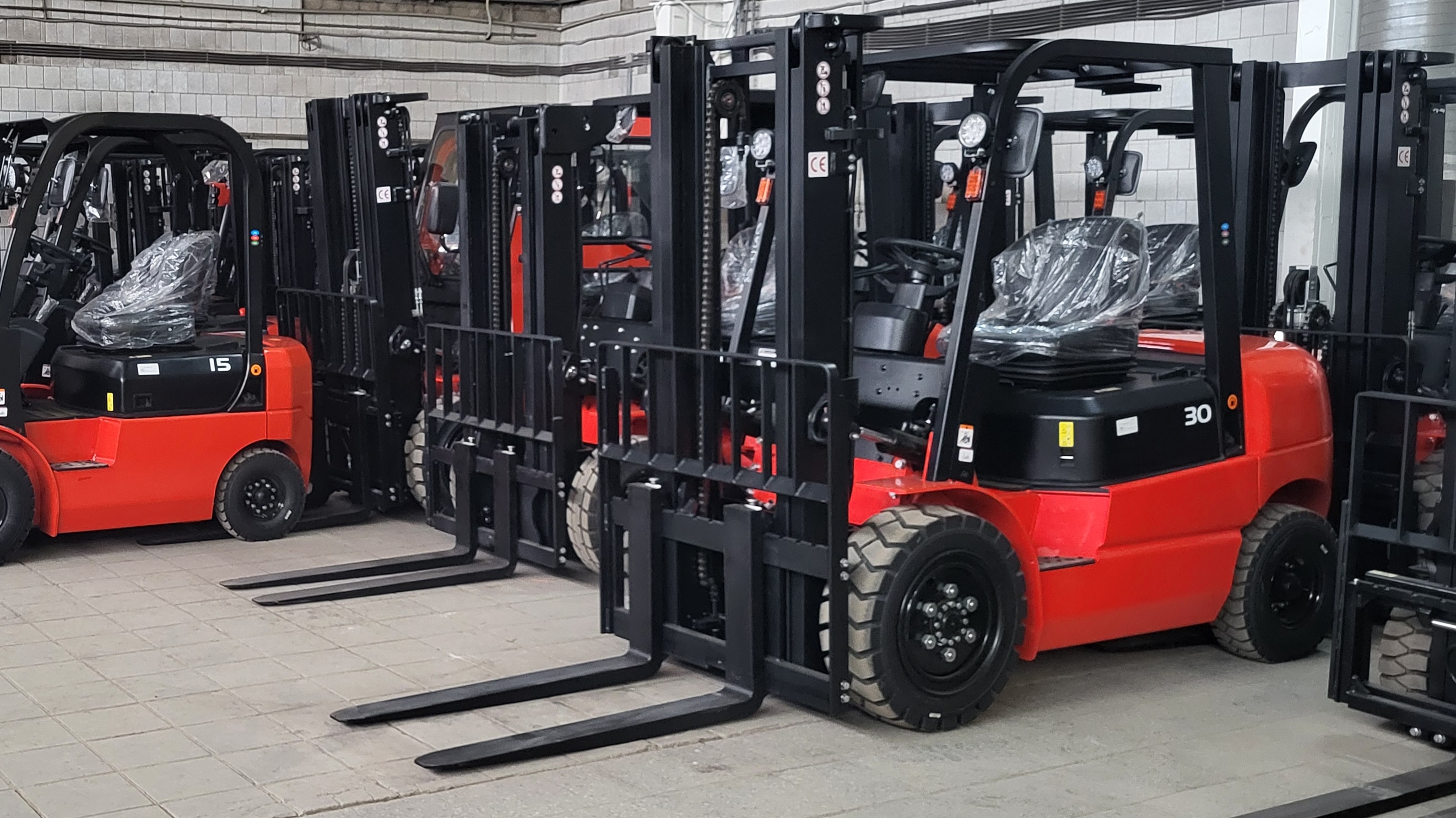 Тест-драйв складской техники на нашем складе в Ногинске