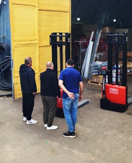 Тест-драйв складской техники на нашем складе в Ногинске